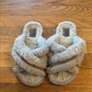 Cozy Gray Faux Fur Women's Slippers